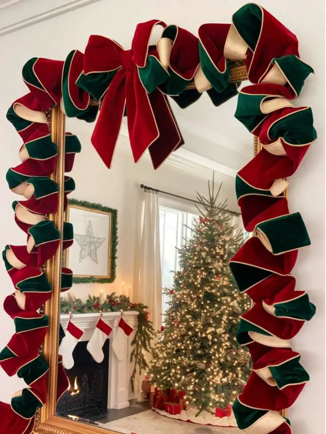 Mirror Decorating Ideas for Christmas