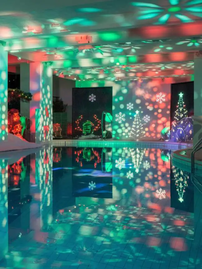 Swimming Pool Decoration Ideas for Christmas