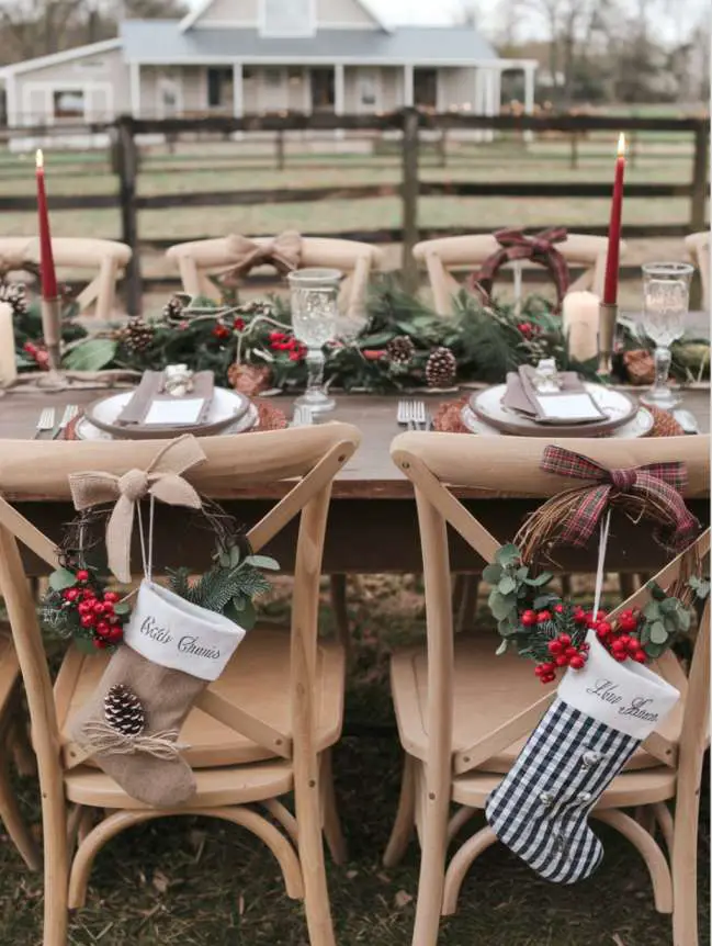 farmhouse christmas dining table decor ideas